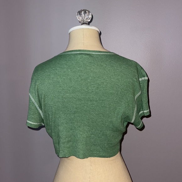 California Crop Top - Picture 2 of 4